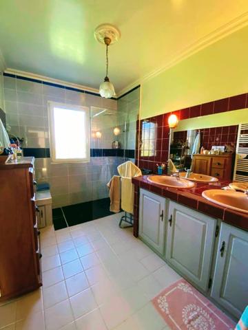 Maison Excideuil 7 pièce(s) 135 m2