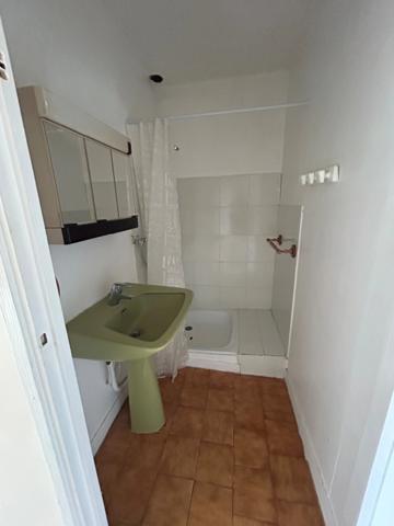 À vendre – Lot de deux logements dans village proche centre BLENEAU (89)