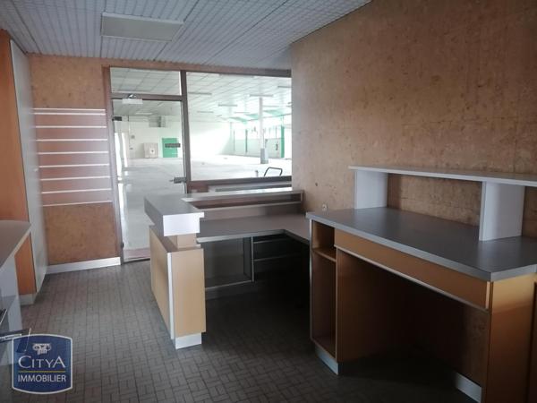 Local commercial à louer 1200m²