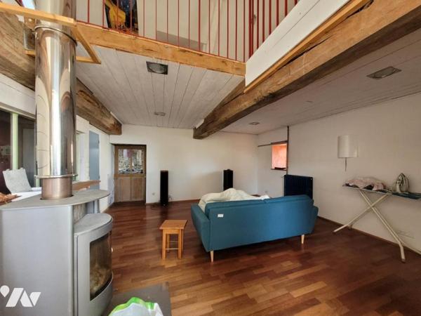 BRIELLES - Bourg - Maison avec dépendances et terrain