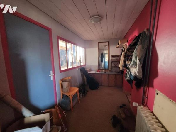 BRIELLES - Bourg - Maison avec dépendances et terrain