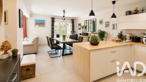Maison à vendre 4 pièces 94 m² Pélissanne