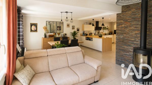 Maison à vendre 4 pièces 94 m² Pélissanne