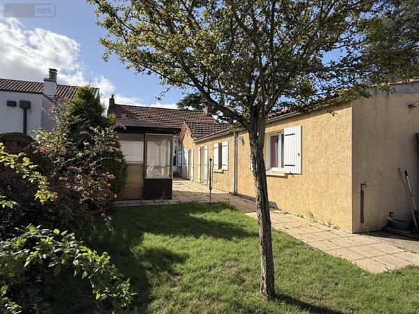 Maison à vendre à Cholet dans le Maine-et-Loire (49300), ref : 49058-1572   
Sacré coeur