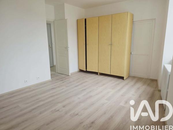 Location appartement 4 pièces 93,65 m² Villeneuve-sur-Yonne