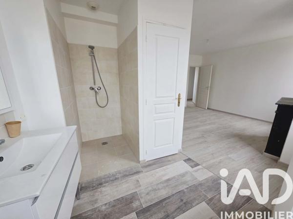 Location appartement 4 pièces 93,65 m² Villeneuve-sur-Yonne