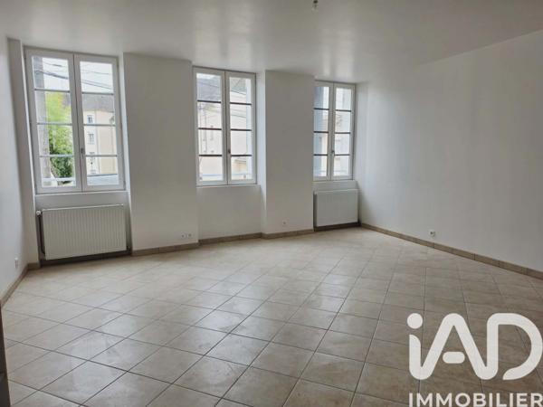 Location appartement 4 pièces 93,65 m² Villeneuve-sur-Yonne