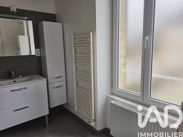 Location appartement 4 pièces 93,65 m² Villeneuve-sur-Yonne