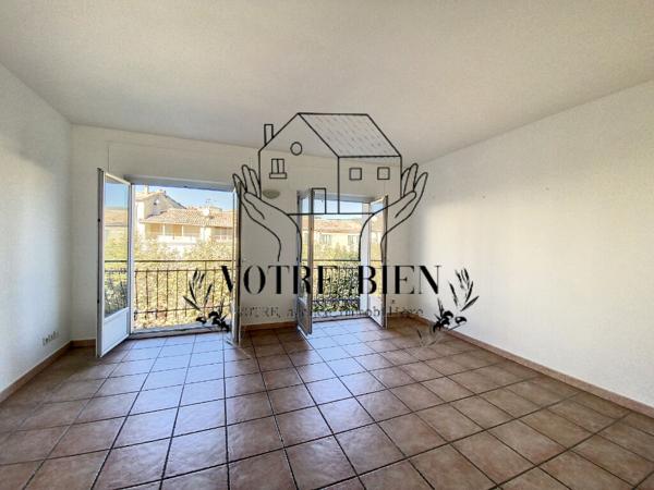 MANOSQUE : appartement T3 (62 m²) à louer