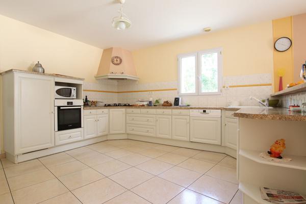 Maison - 7 pièces - 192 m²