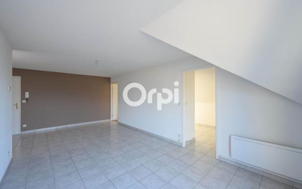 Appartement à vendre    4 pièces • 74,55 m2 Le Cateau-Cambrésis