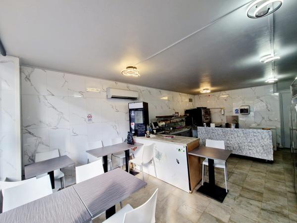 Fonds De Commerce - 50 m²