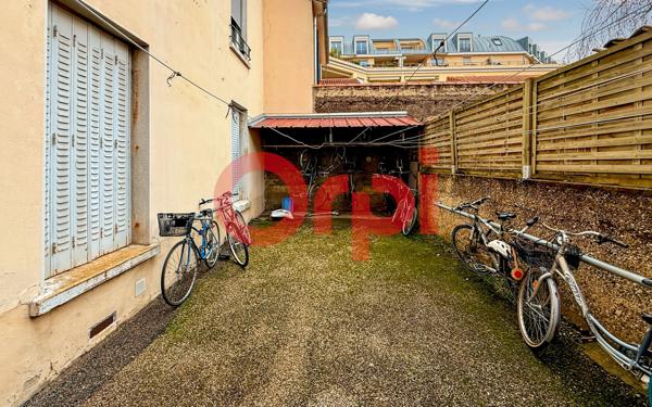Appartement à vendre    2 pièces • 42,09 m2 Lyon 3