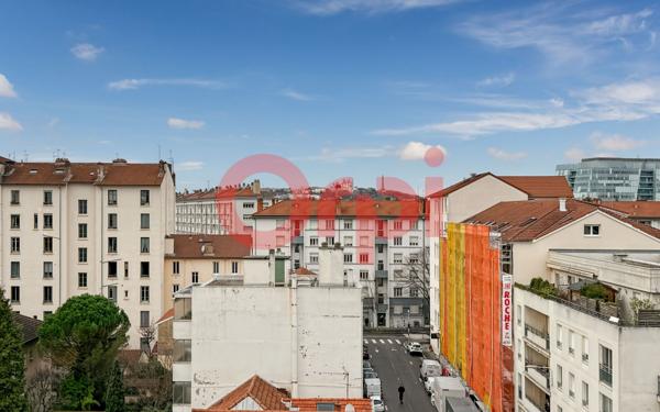 Appartement à vendre    2 pièces • 42,09 m2 Lyon 3