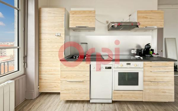 Appartement à vendre    2 pièces • 42,09 m2 Lyon 3