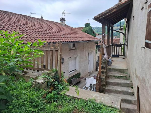 Rare ! maison de ville avec jardin en plein coeur historique de Figeac !