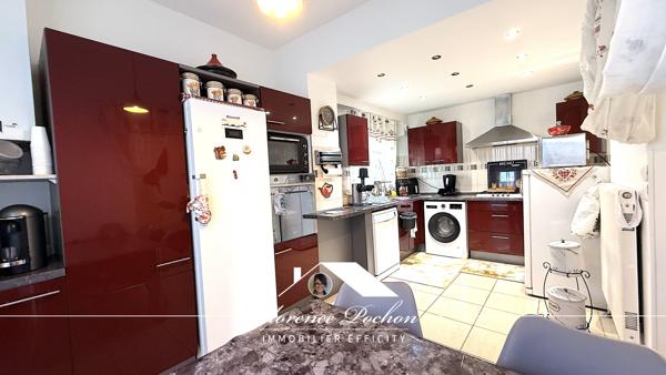 Maison
         5 pièces
        - 123 m² Bien prestige 510 000 € *