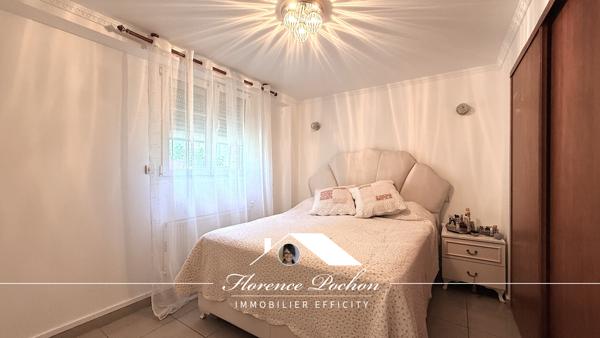 Maison
         5 pièces
        - 123 m² Bien prestige 510 000 € *