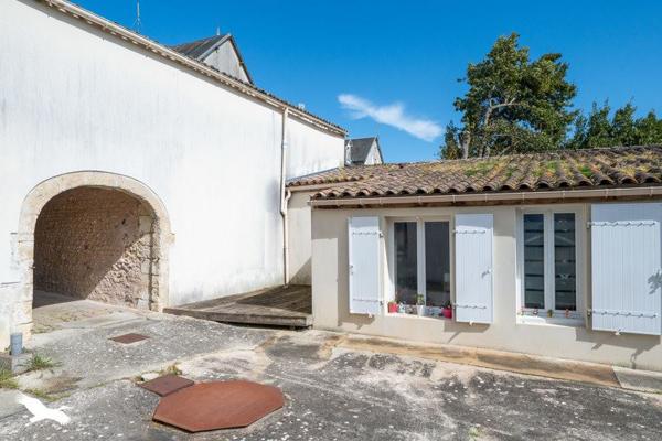 Immeuble à vendre |  Marennes |  231 m²