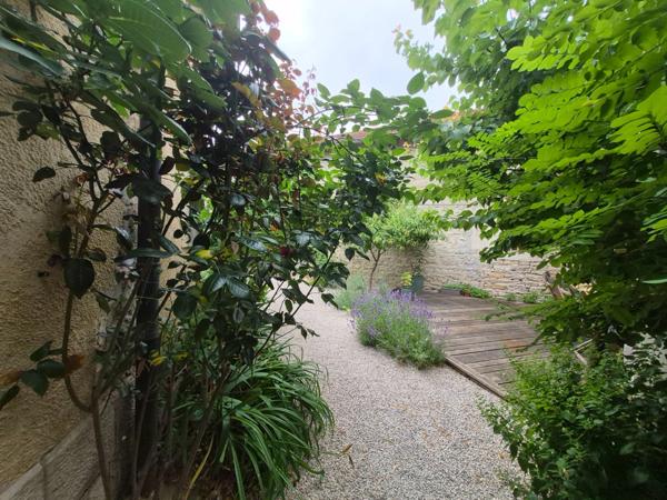 Demeure à vendre 12 pièces POLIGNY (39)