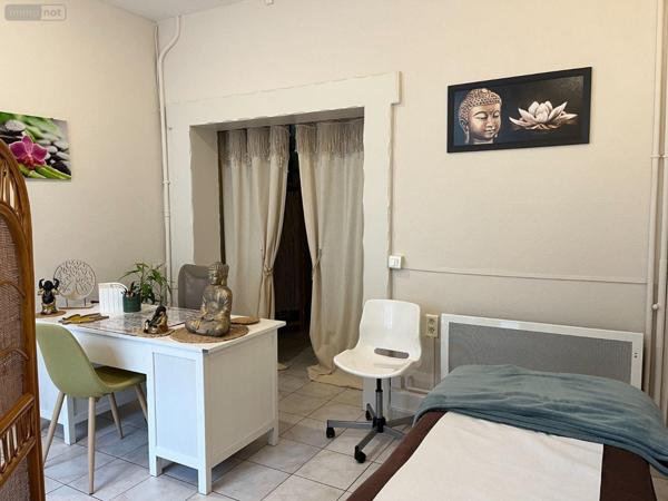 Local commercial à louer à Vitry-le-François dans la Marne (51300), ref : 51081/261   
GRANDE RUE DE VAUX