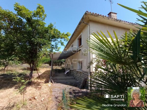 Maison familiale à Chalais, au calme et proche de tout !