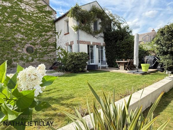 Orléans Dunois, Maison à vendre  avec jardin, piscine et stationnements
