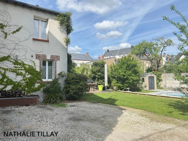 Orléans Dunois, Maison à vendre  avec jardin, piscine et stationnements