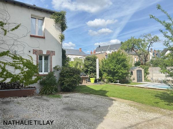 Orléans Dunois, Maison à vendre  avec jardin, piscine et stationnements