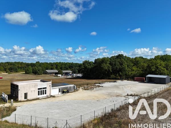 Murs commerciaux  à vendre 137 m² Bouëx