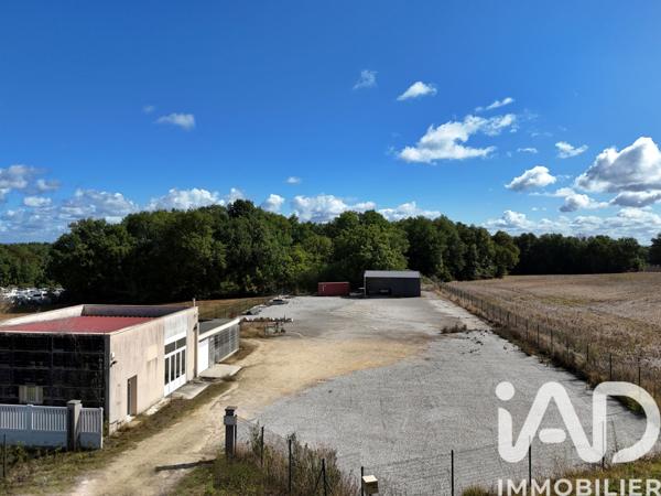Murs commerciaux  à vendre 137 m² Bouëx