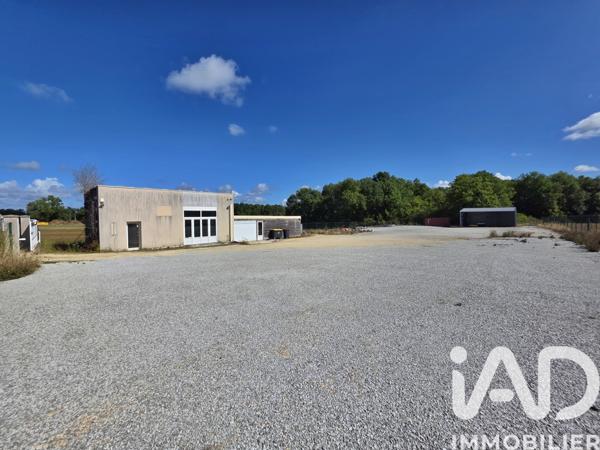 Murs commerciaux  à vendre 137 m² Bouëx