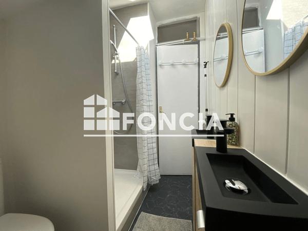 Location Appartement meublé 3 pièces 40.49 m² - 59 RUE DU PETIT TOUR Poitiers 86000
