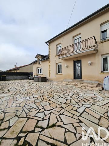 Appartement à vendre 4 pièces 131 m² Cosnes-et-Romain