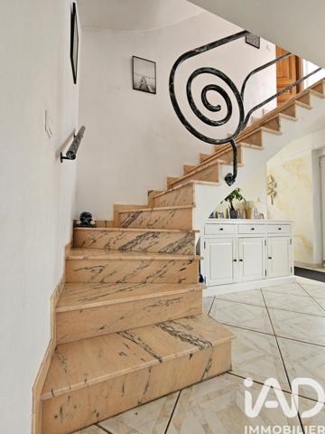 Appartement à vendre 4 pièces 131 m² Cosnes-et-Romain