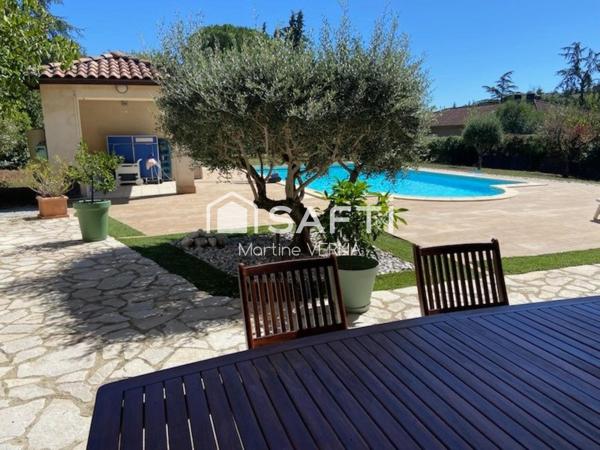 Maison d'architecte en ville - grand jardin - piscine
