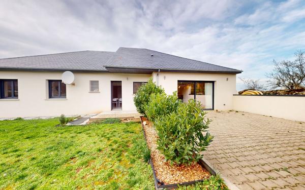 Maison à vendre    5 pièces •  Sainte-Radegonde