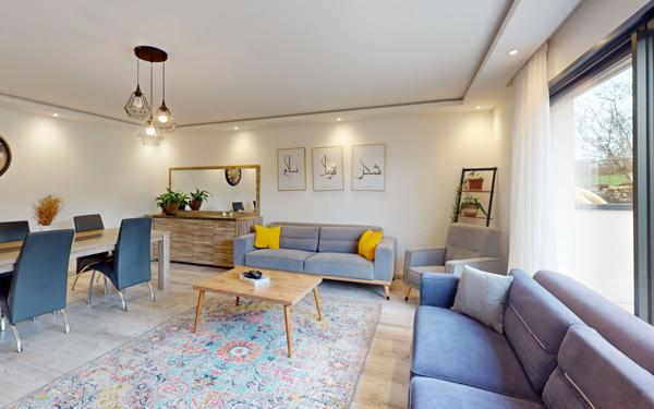 Maison à vendre    5 pièces •  Sainte-Radegonde