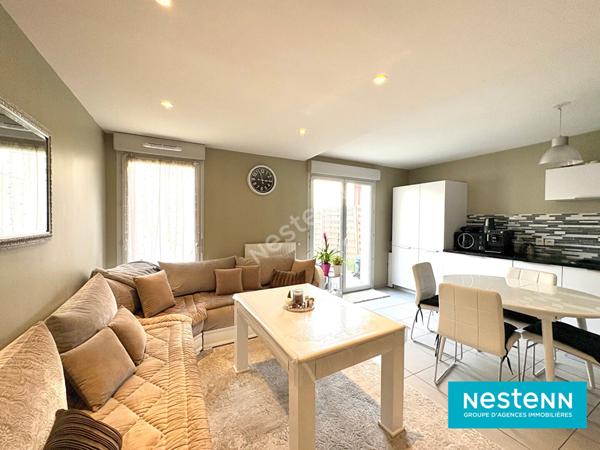 T4, REZ-DE-JARDIN, 3 CHAMBRES , GARAGE DOUBLE , LUMINEUX