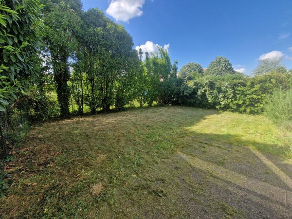 Maison à vendre 4 pièces SAINT JEAN D'ANGELY (17)- 78 m²- 3 chambres- garage- jardin