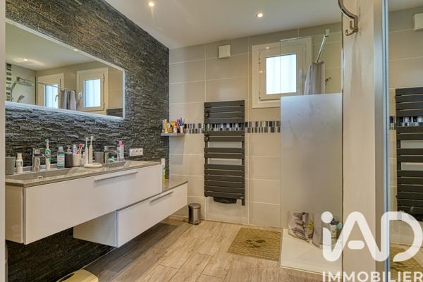 Maison à vendre 7 pièces 168 m² Briis-sous-Forges