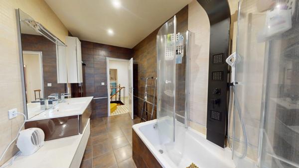 Vente Maison de ville 5 pièces 172 m2 à Courville-sur-Eure