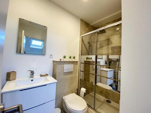 Location                                                      Appartement
                        
                     2 pièces                      26 m2                     à Nice