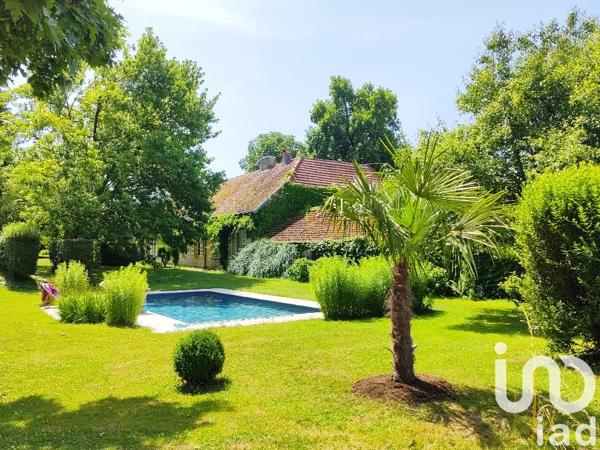 Maison à vendre 10 pièces 295 m² Faverney