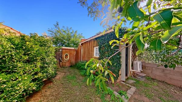 Dpt Pyrénées Orientales (66) - À vendre Villa 139 m² avec Terrasse – Piscine – Garage – Dépendances – Terrain de 1 000 m² environ