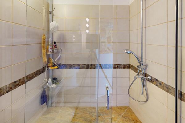 Maison 9 pièces - 200 m²