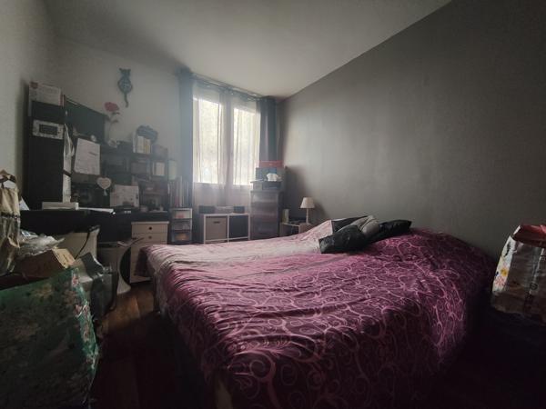 APPARTEMENT RENOVE DE 65 M² AVEC CAVE ET PARKING AU DERNIER ETAGE D'UN IMMEUBLE DE STANDING EN PIERRE DE TAILL Beauvais (60000)