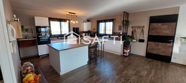 Belles prestations, 4 chambres, piscine, studio