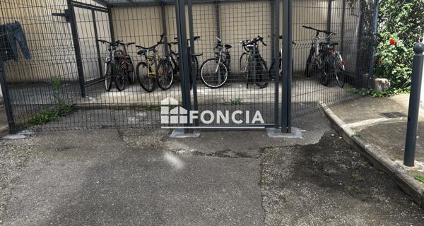 À vendre Studio 30 m² - Lyon 69009
