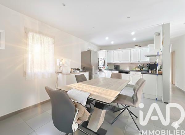 Maison à vendre 5 pièces 115 m² Tourrettes